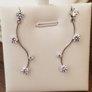 10K White Gold CZ Dangling Earrings